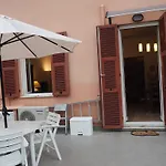 La Casa Di Sturla A Soli 900 Mt Dal Gaslini